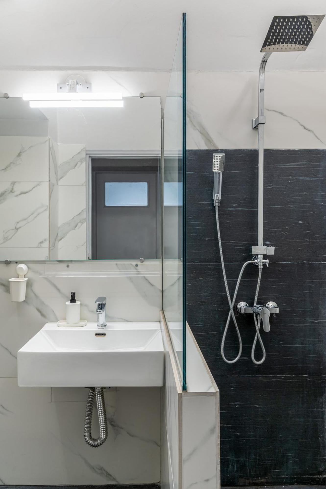 The Omonoia Modern, 3Bd Apartment Athens Ngoại thất bức ảnh